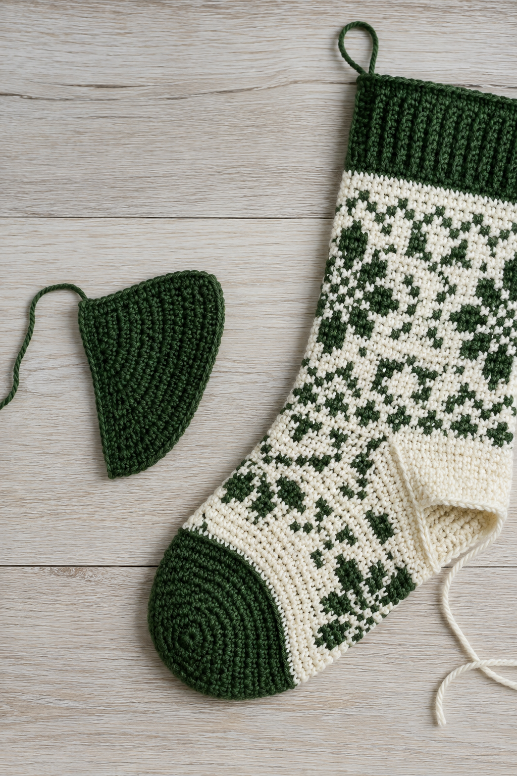 materials for a mosaic crochet stocking